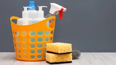 Viisi siivoustuotetta, jotka voivat pilata kotisi, jos niitä käytetään väärin: asiantuntijoiden varoitus