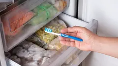 Tiedätkö, miksi hammasharjan pakastaminen kannattaa kokeilla