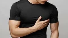 Kuinka päästä eroon rintalihasten löysyydestä: parhaat harjoitukset näkyvään parannukseen