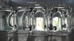 Lasien kuivaaminen oikein: miksi ylösalaisin asettelu on huono idea