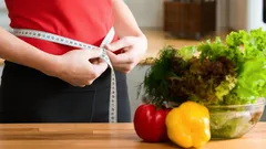 3 kiloa laihtuminen ilman dieettiä ja kuntosalia: näin toimii 'laiska aineenvaihduntamenetelmä'