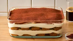 Sokeriton ja gluteeniton: Kuinka valmistaa terveellinen ja nopea tiramisu